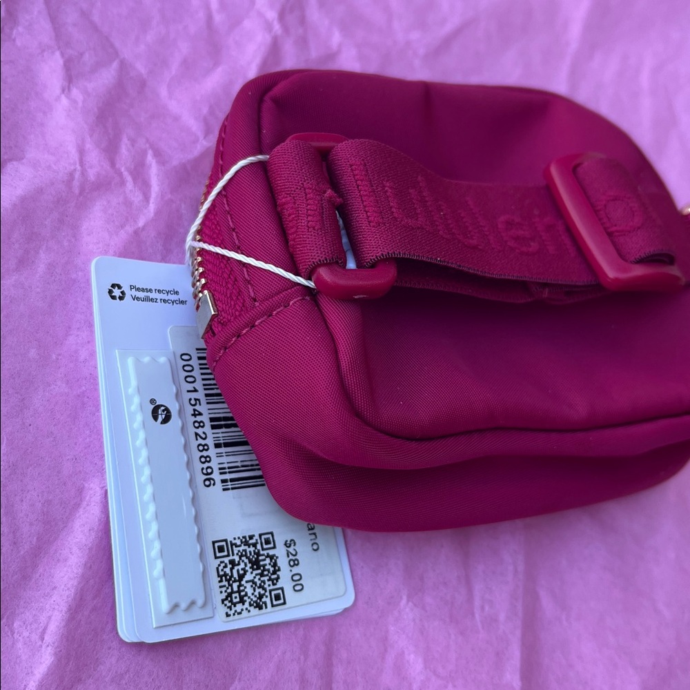 Authentic Lululemon Everywhere Belt Bag Nano - Picture 7 of 16